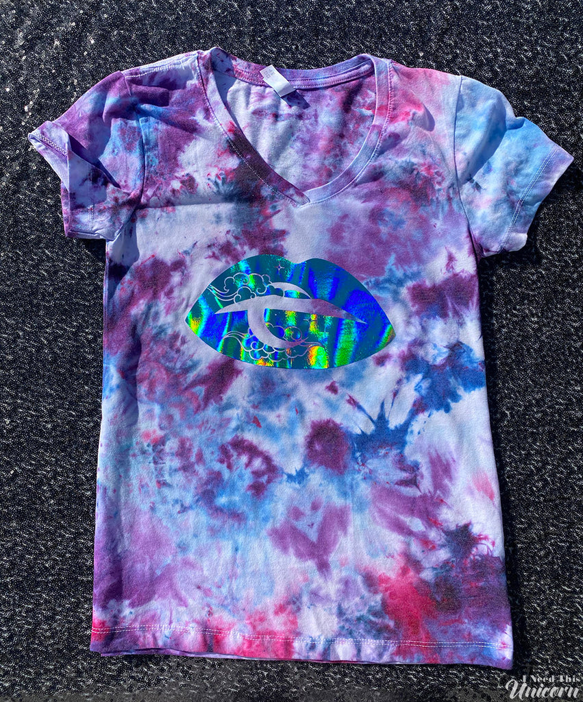 Celestial Lips Ice Dyed V-Neck Tee in Blue Holographic, Size: Medium