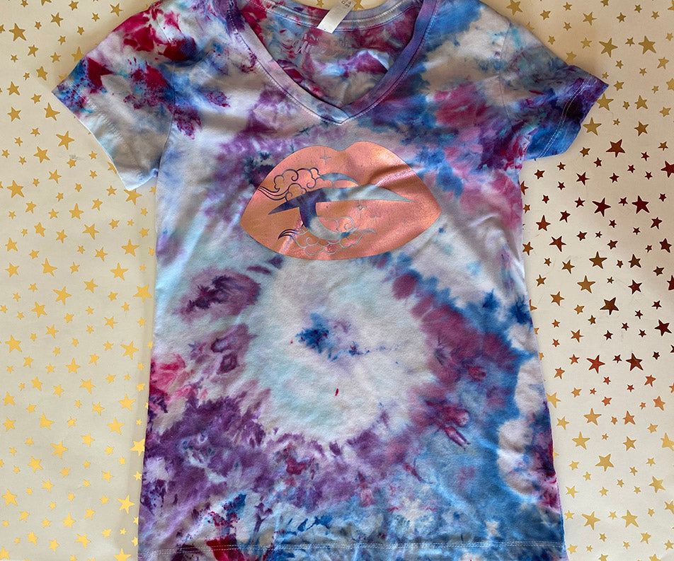 Celestial Lips Ice Dyed V-Neck Tee in Pink Holographic, Size: Medium